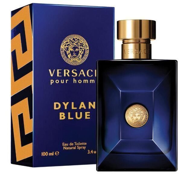 Imagen del frasco y la caja del perfume Dylan Blue de Versace, con un diseño contemporáneo y audaz